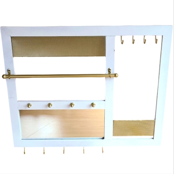 Nicole Miller Contemprary Wall Jewelry Organizer Home Decor - Picture 1 of 14